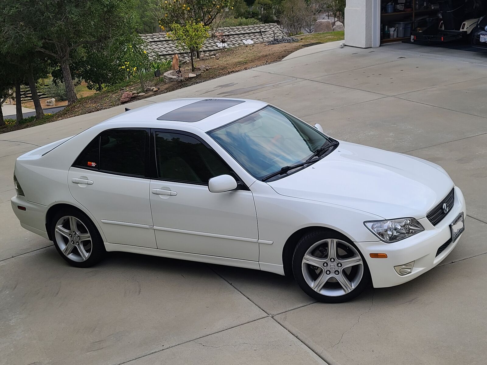 Lexus IS