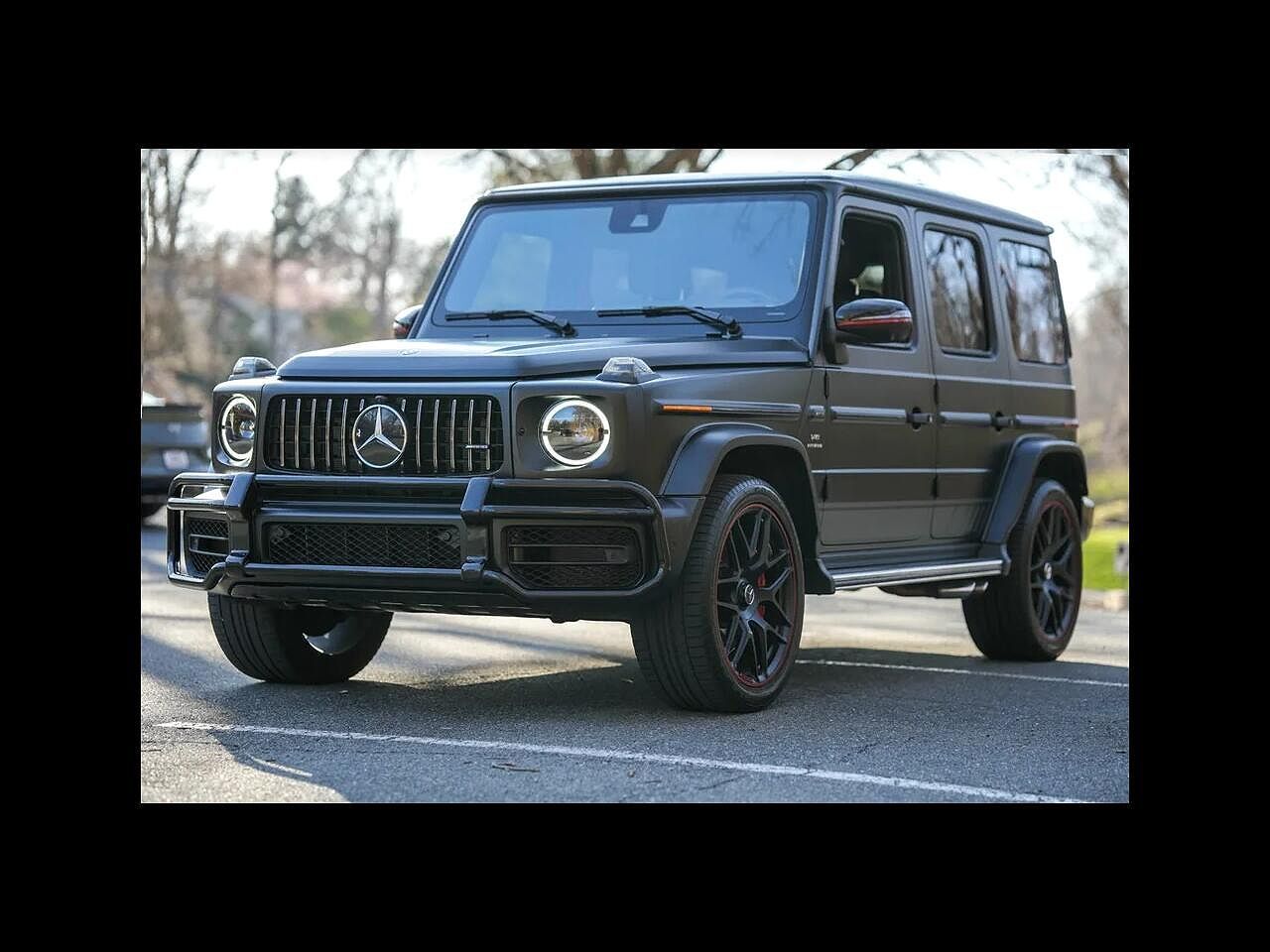 MERCEDES-BENZ