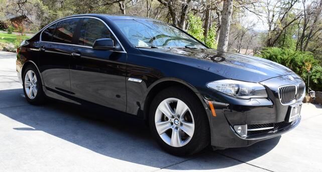 BMW 528i