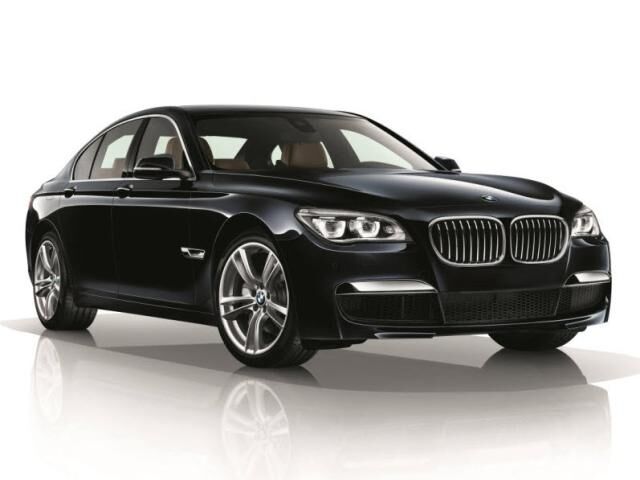 BMW M760i