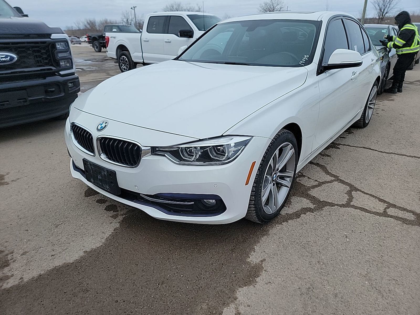 BMW 320i