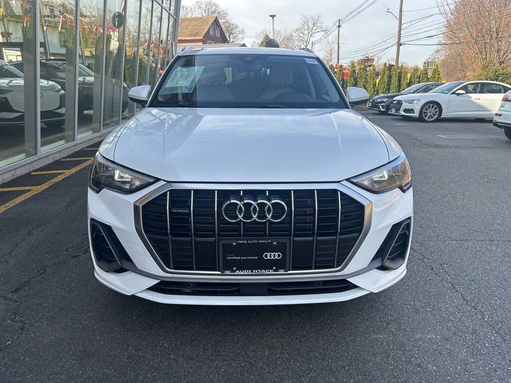 2022 Audi Q3