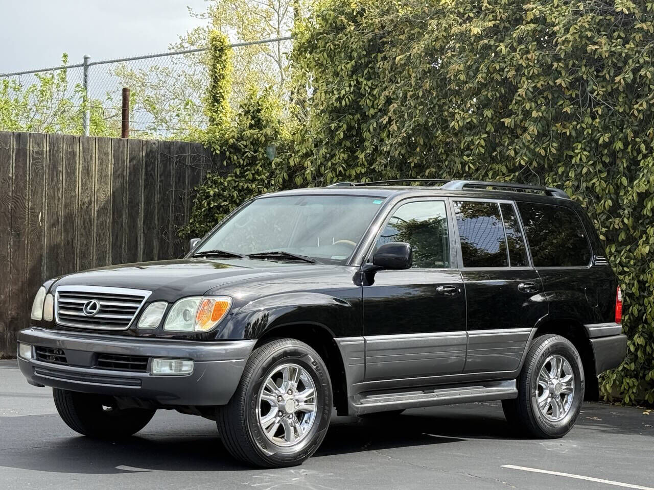 Lexus LX