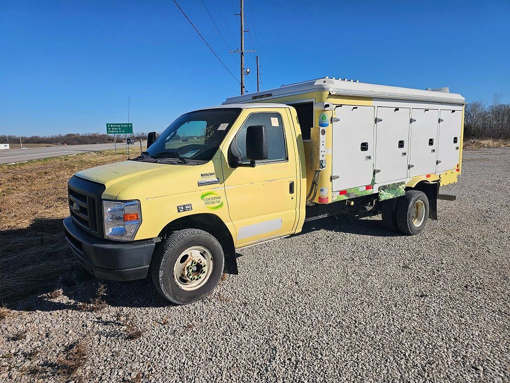 2018 FORD E-450