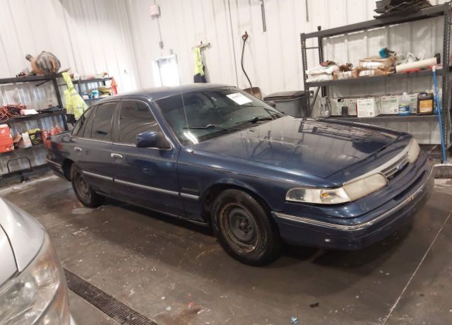 Ford Crown Victoria