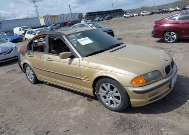 BMW 323i