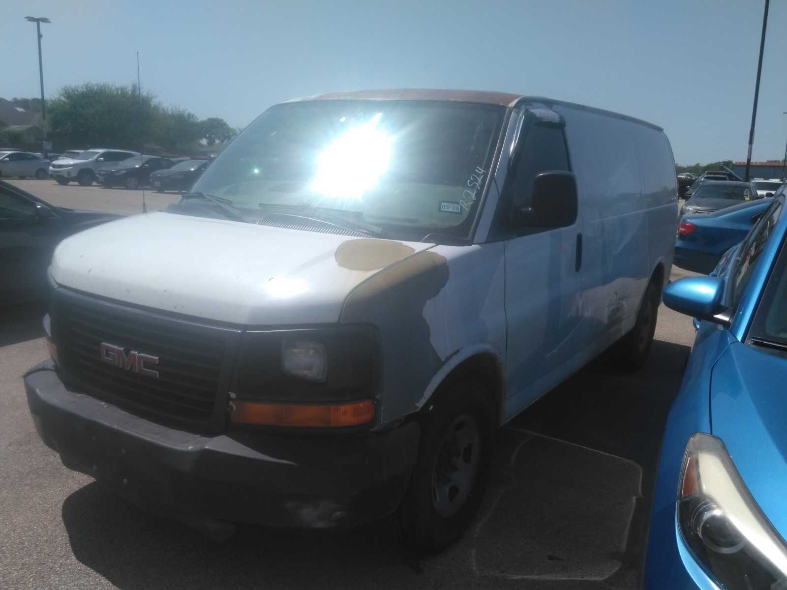GMC Savana