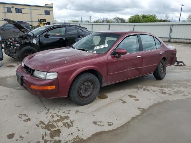 Nissan Maxima