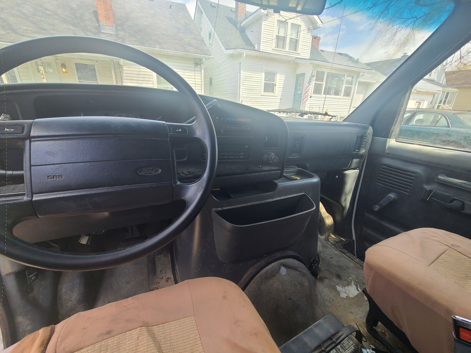 Ford E-250
