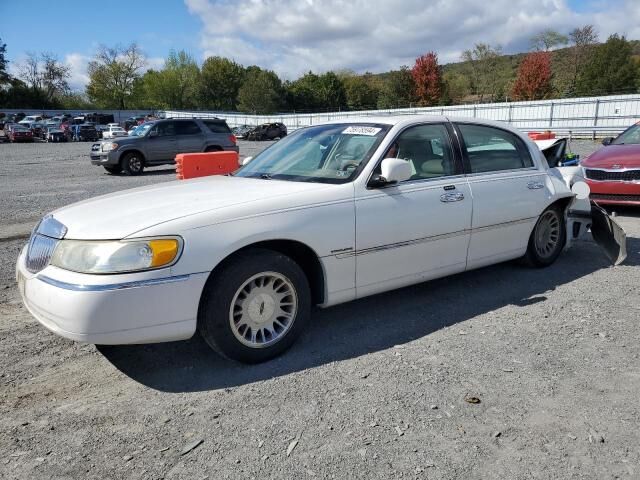 Lincoln Town Car