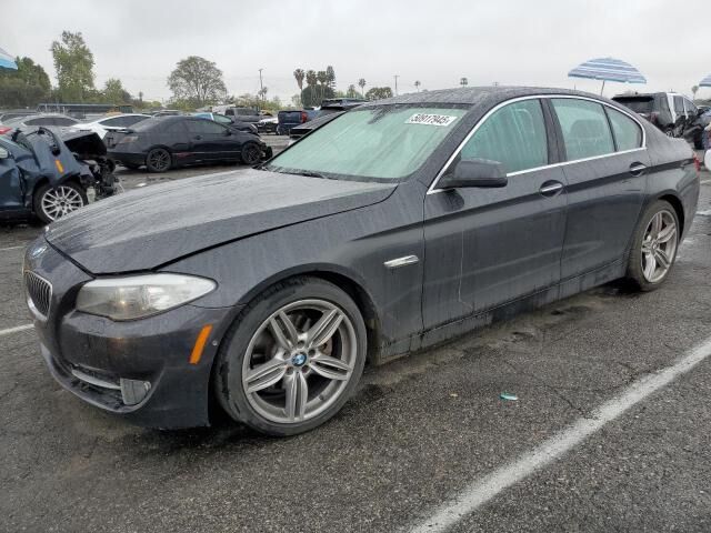 BMW 528i