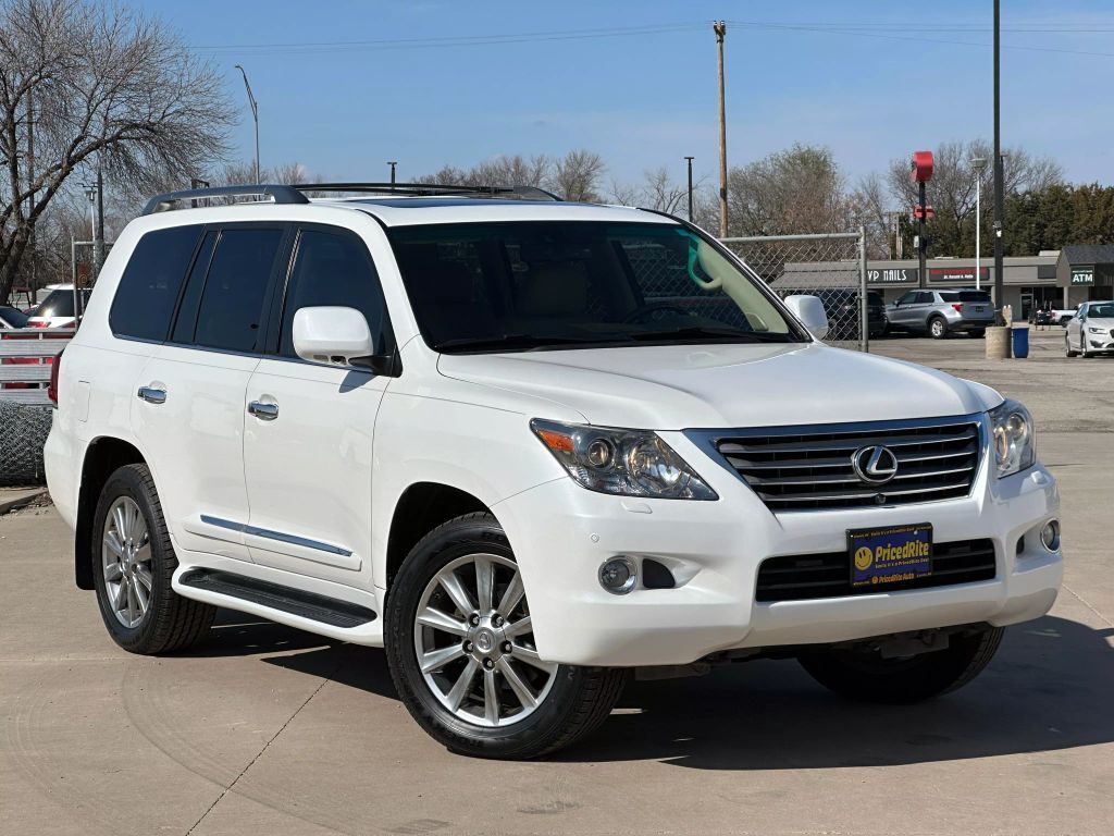Lexus LX