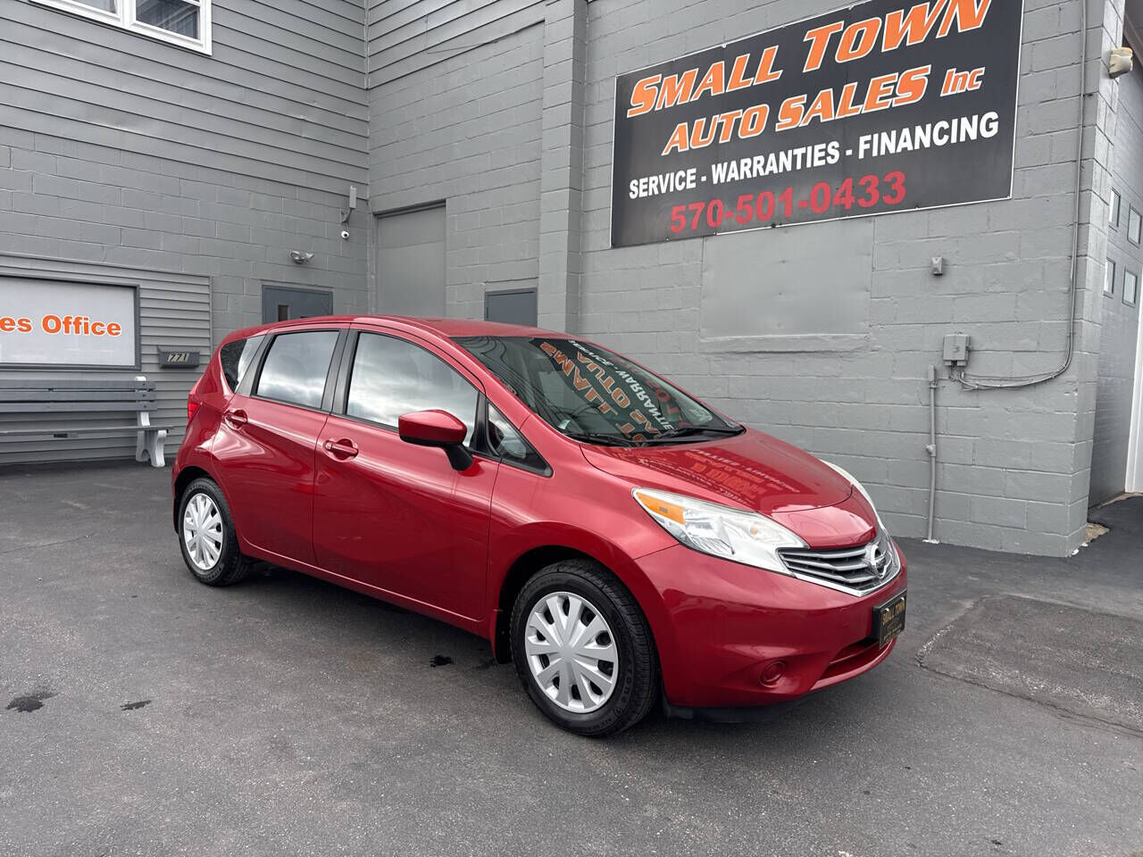 2015 NISSAN Versa