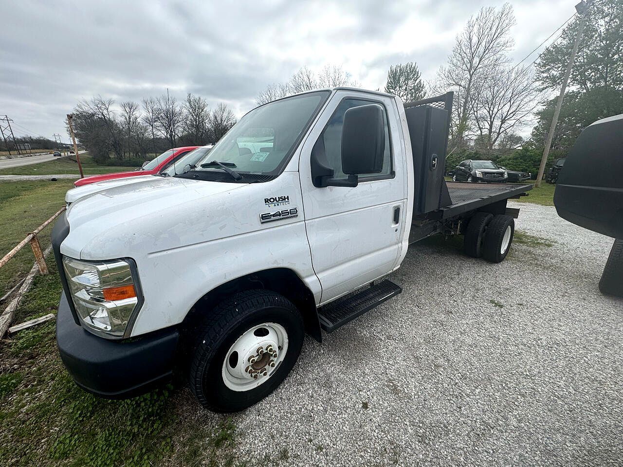 2019 FORD E-450