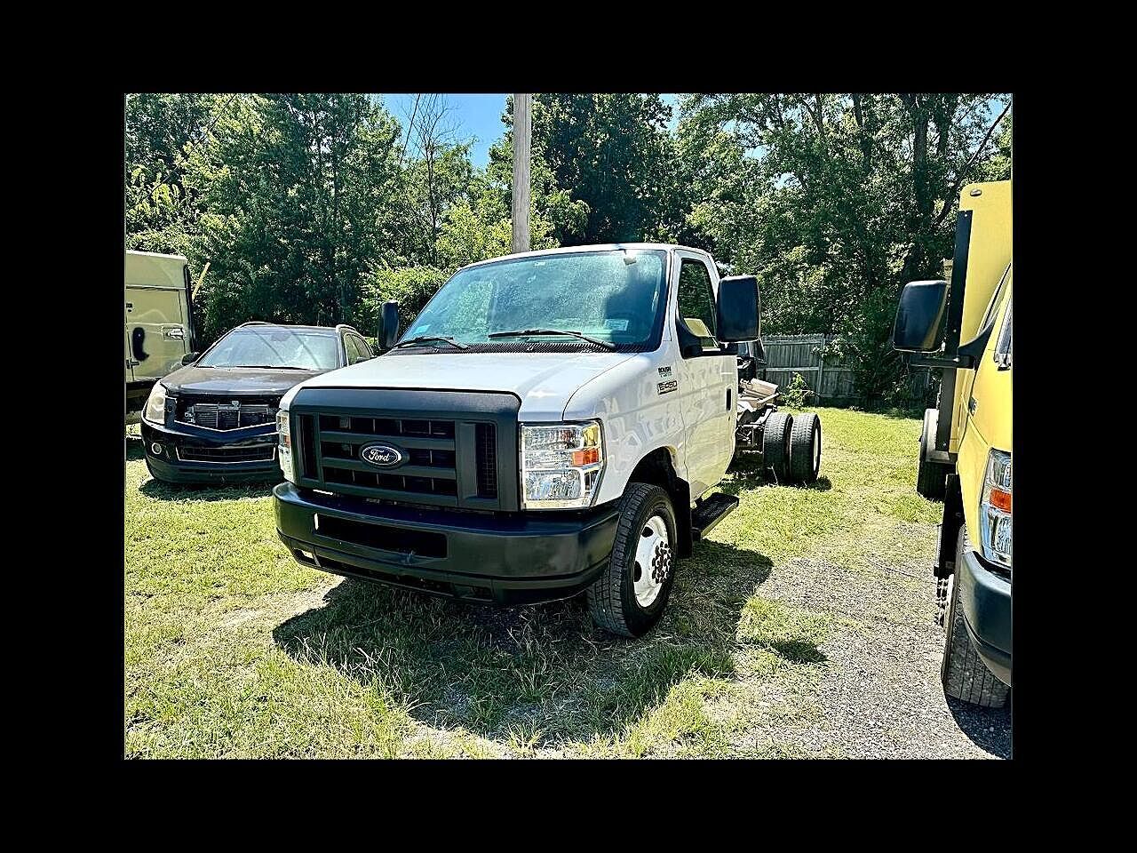 2018 FORD E-450