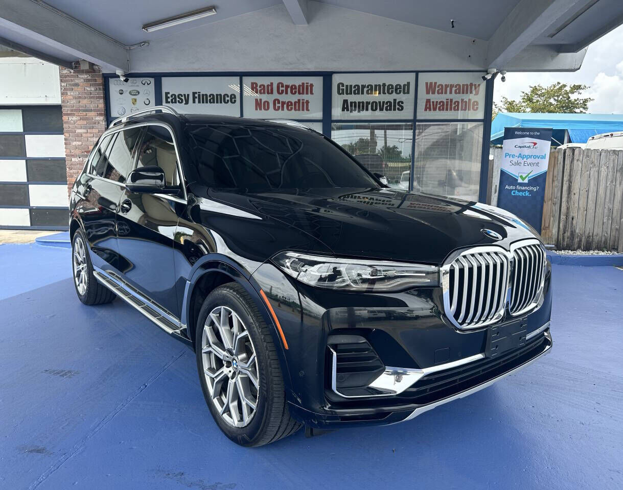 2021 BMW X7