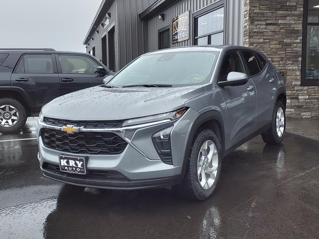 2024 CHEVROLET Trax