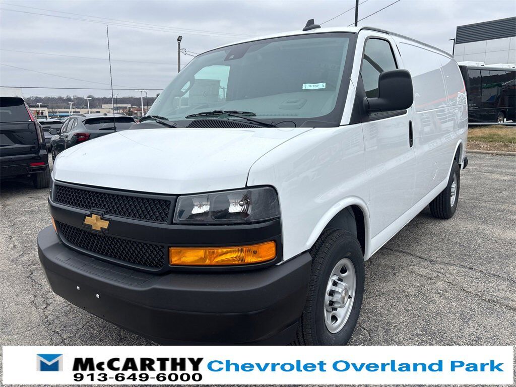 2025 CHEVROLET Express