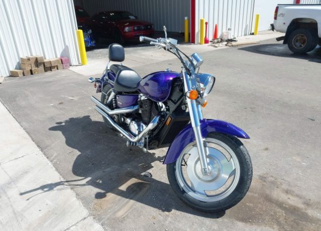 Honda VT1100C2 (SHADOW SABRE)