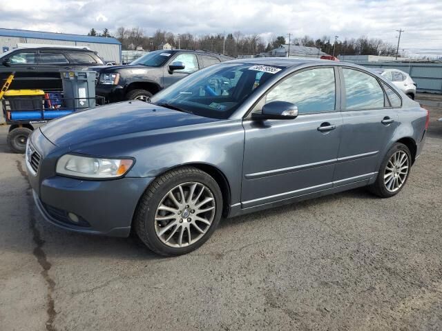 Volvo S40