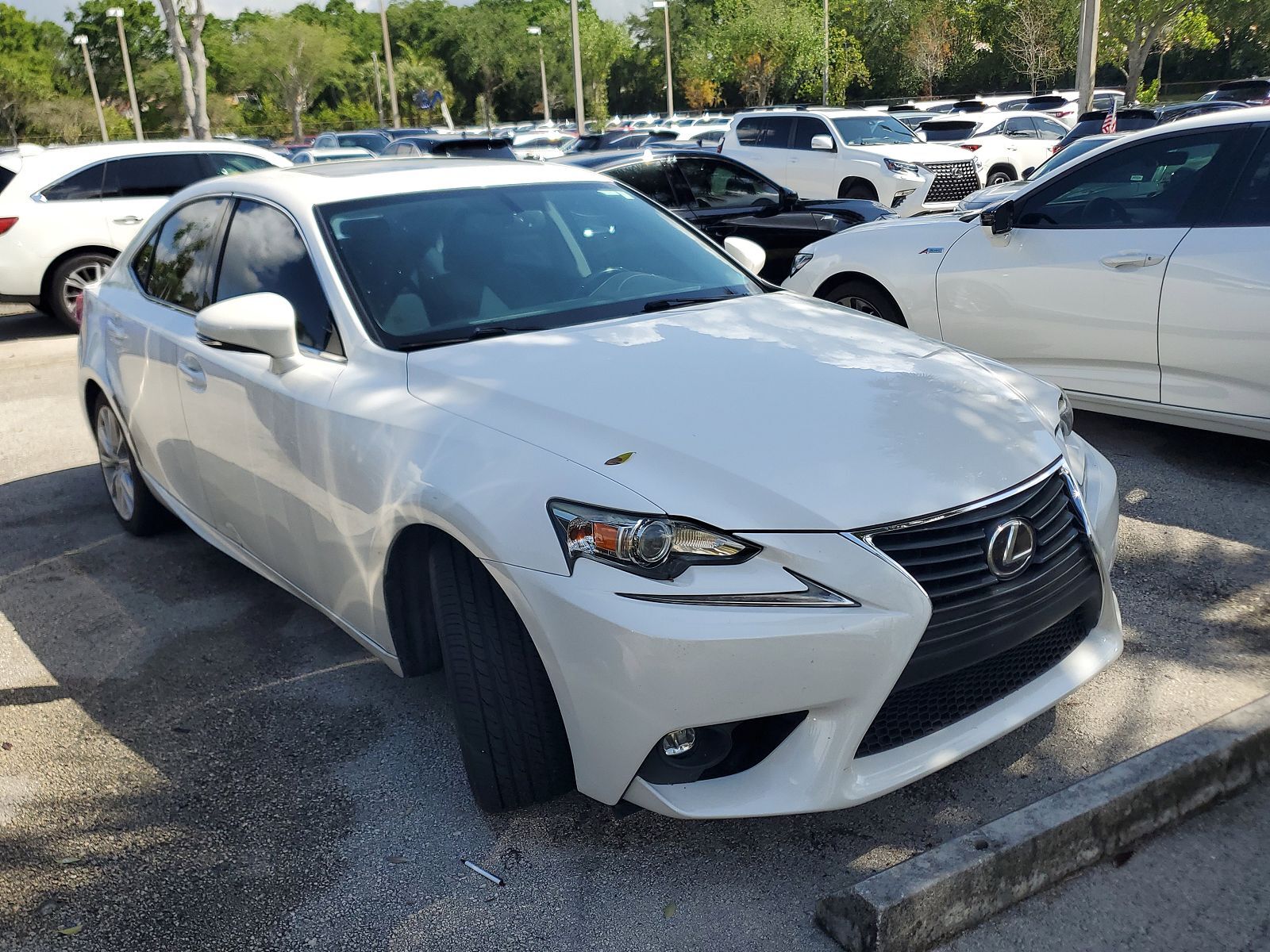 2016 LEXUS IS