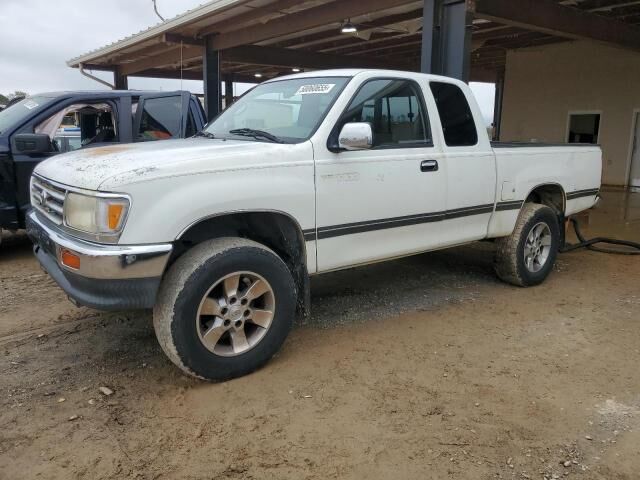Toyota T100