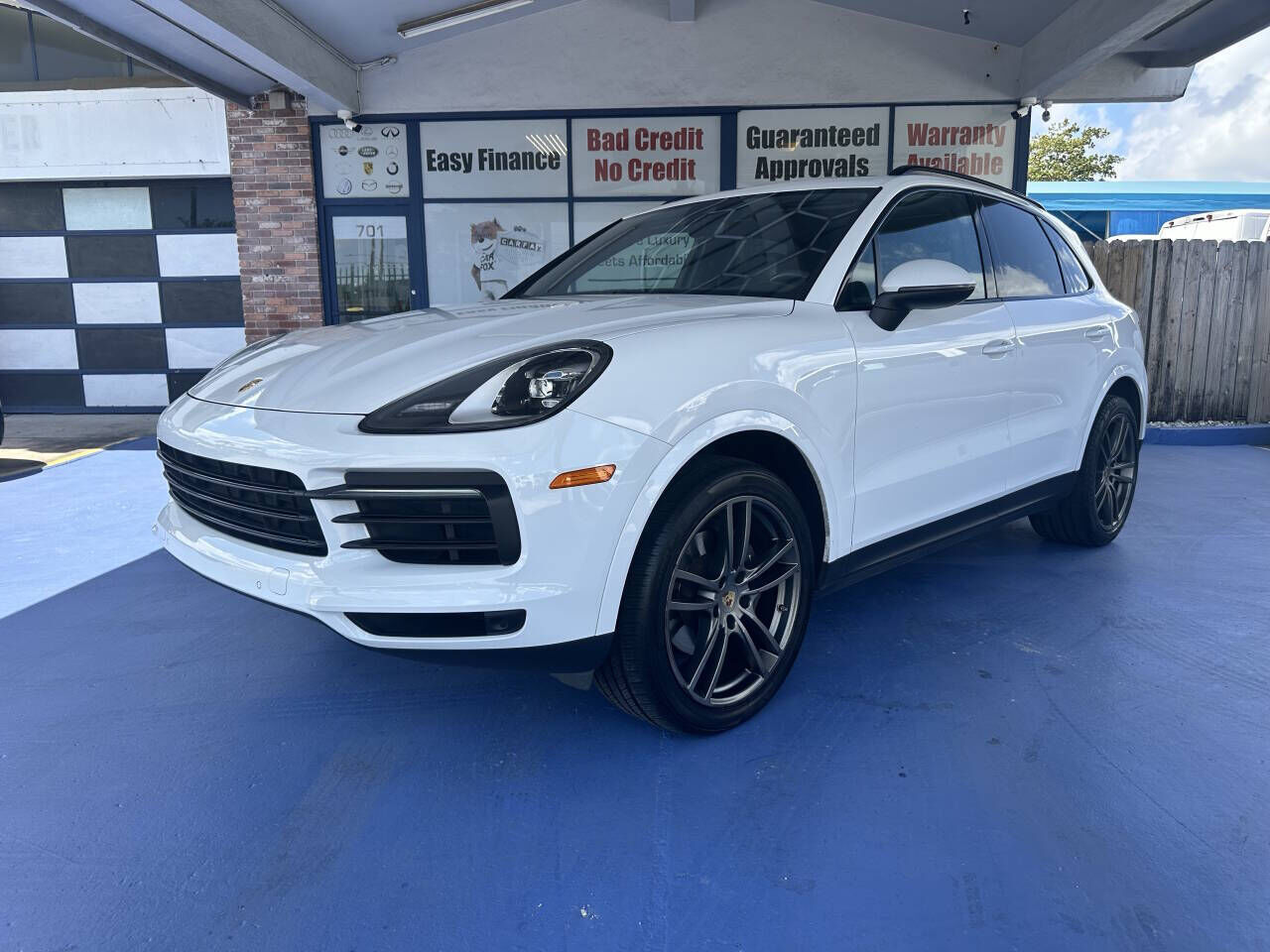 2020 PORSCHE Cayenne