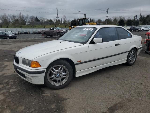 BMW 328iS