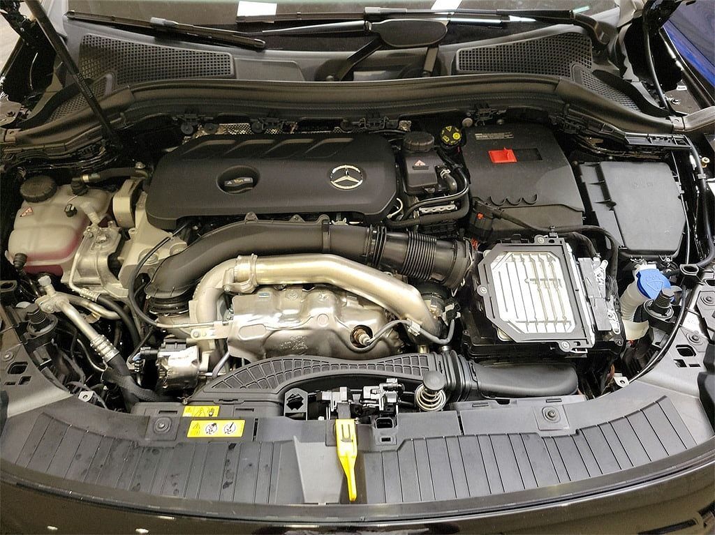 2025 Mercedes-Benz GLA-Class