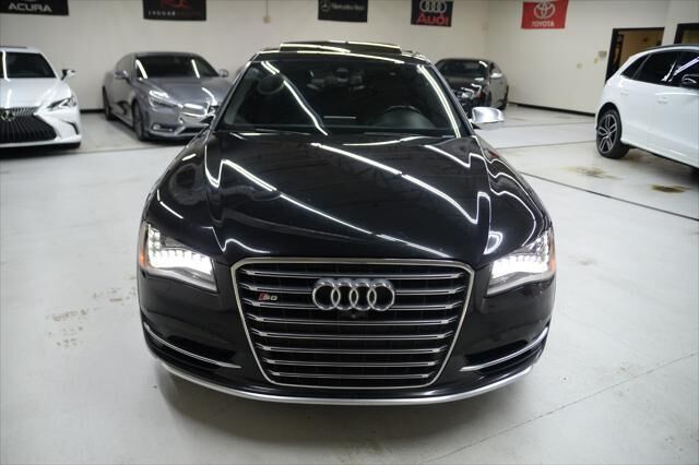 2014 Audi S8