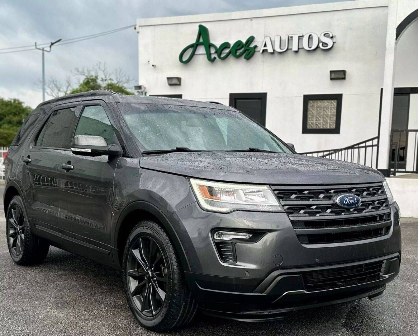2019 FORD Explorer