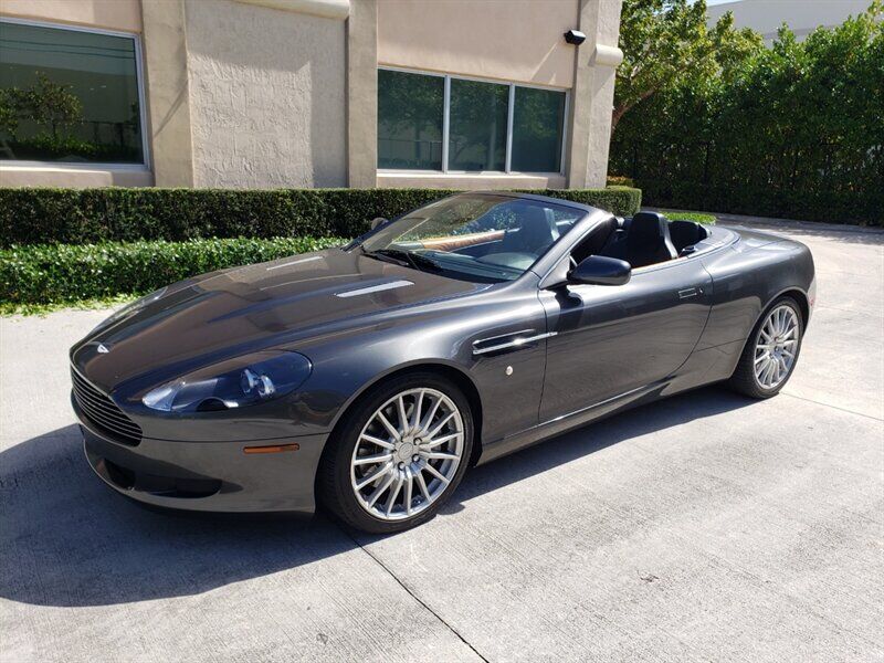 Aston Martin DB9