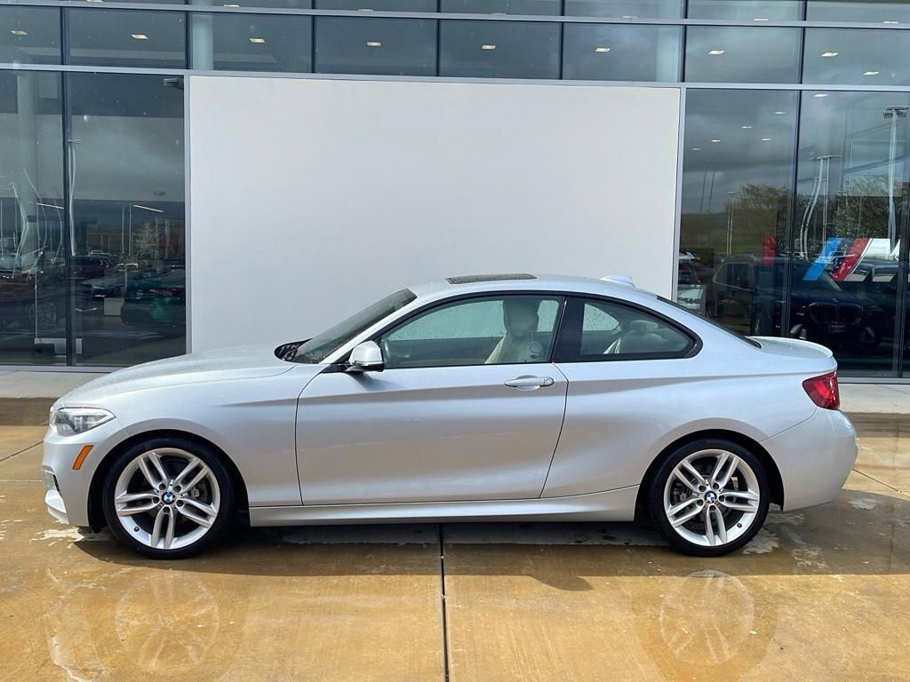 BMW 228i