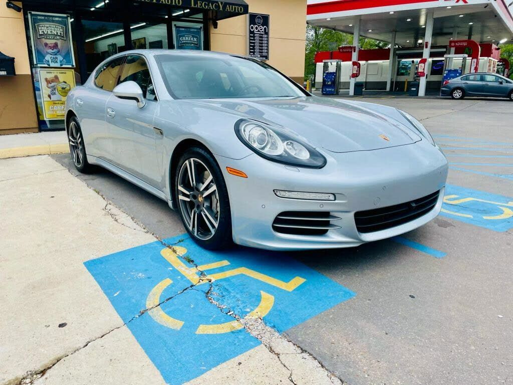 Porsche Panamera