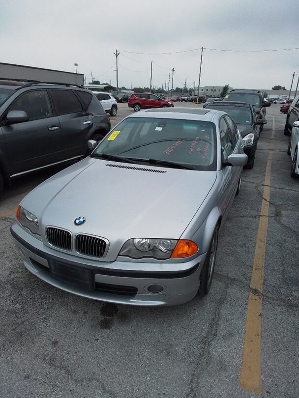 BMW 330i