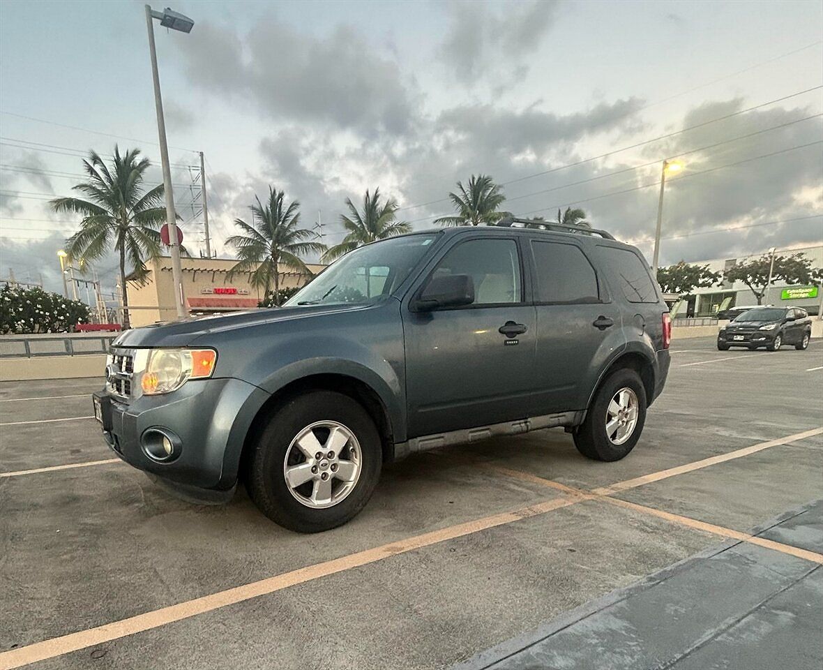 2010 FORD Escape