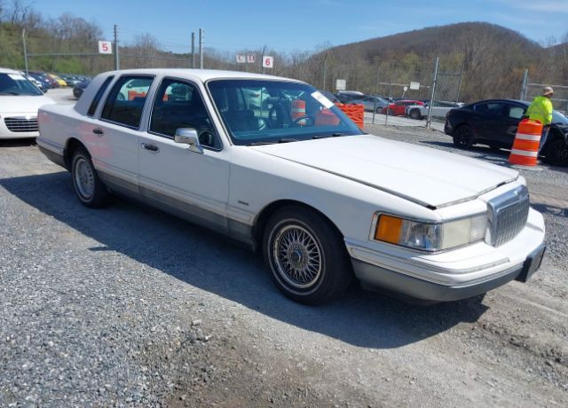Lincoln Town Car