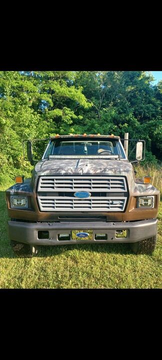 Ford F-600