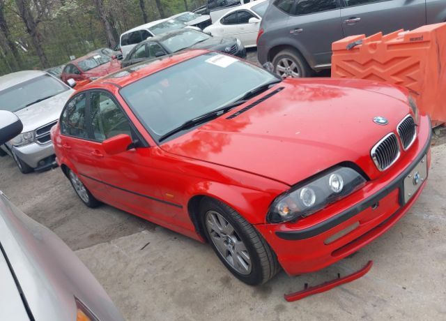 BMW 323i