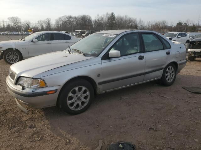 2000 VOLVO S40