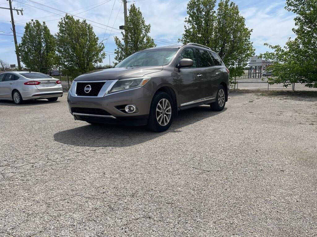 2014 NISSAN Pathfinder