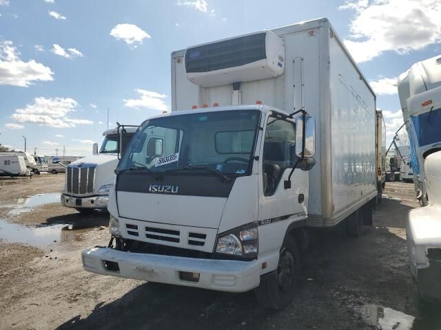 Isuzu NQR/NRR