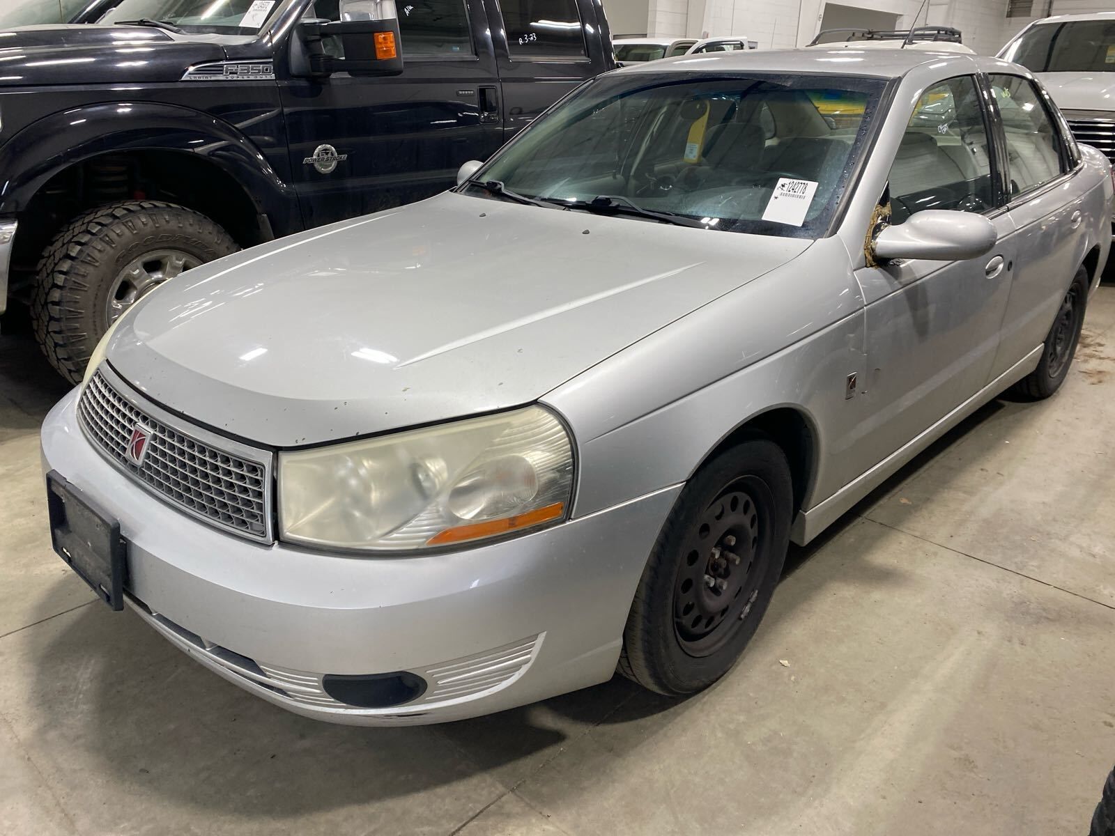 Saturn L200
