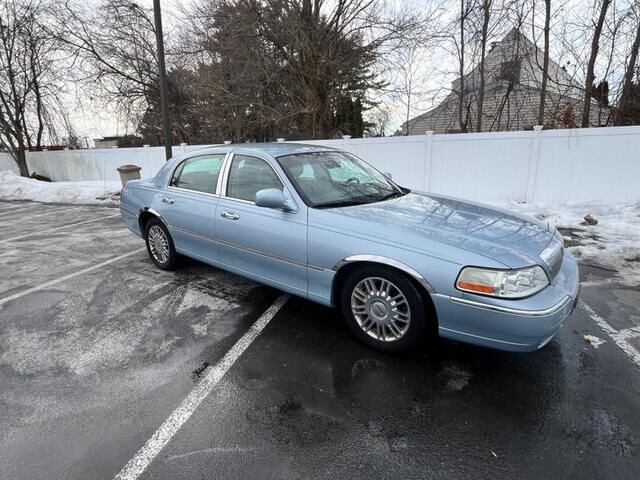 Lincoln Town Car