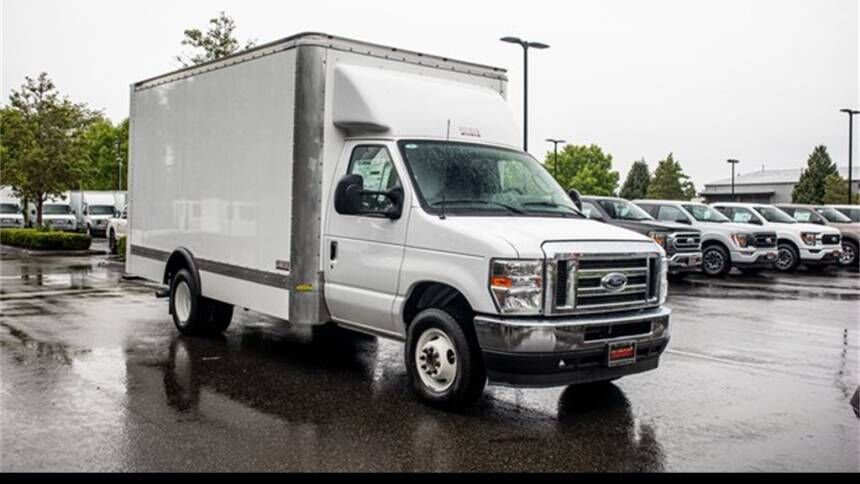 2024 FORD E-350