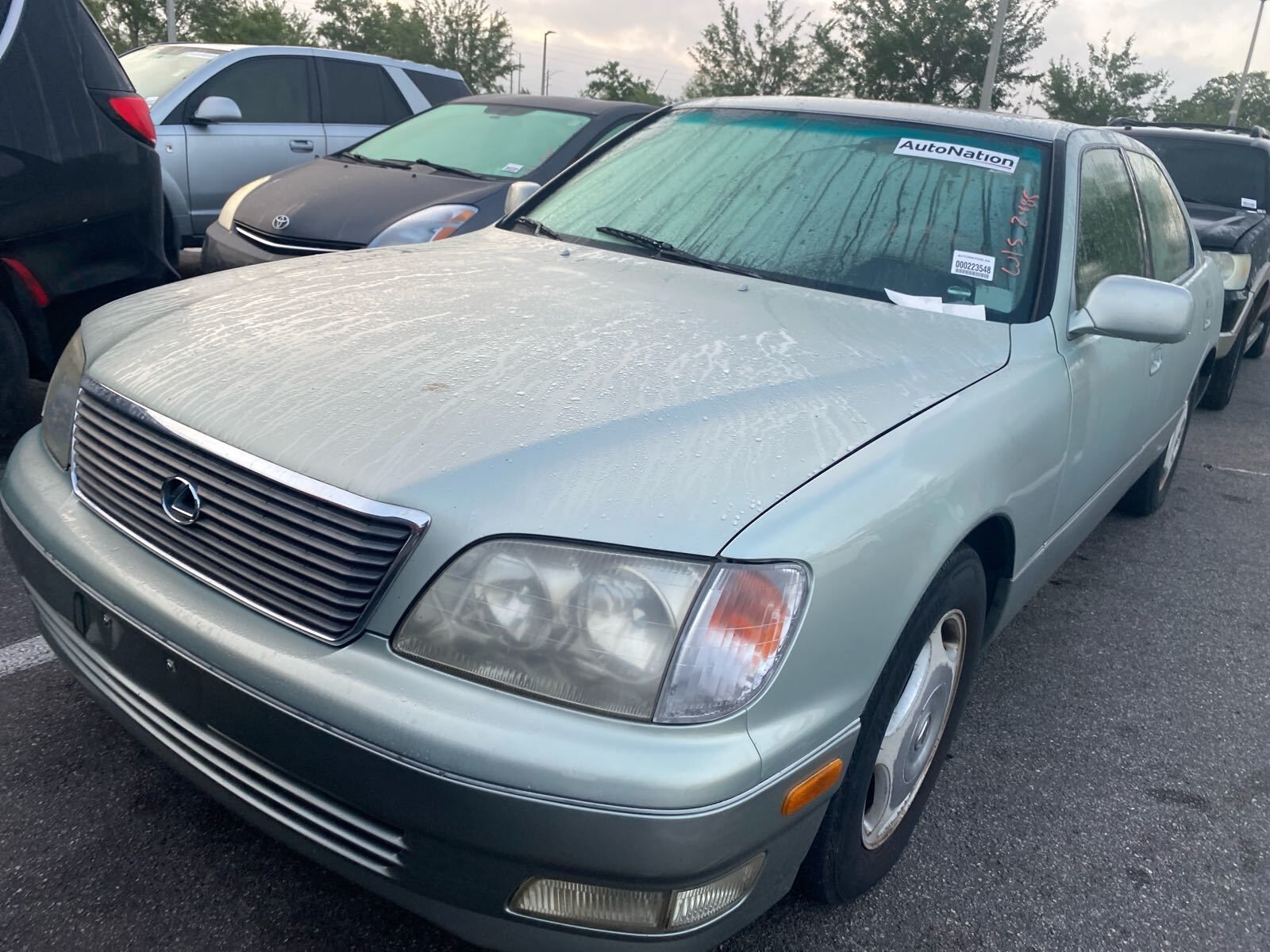 Lexus LS