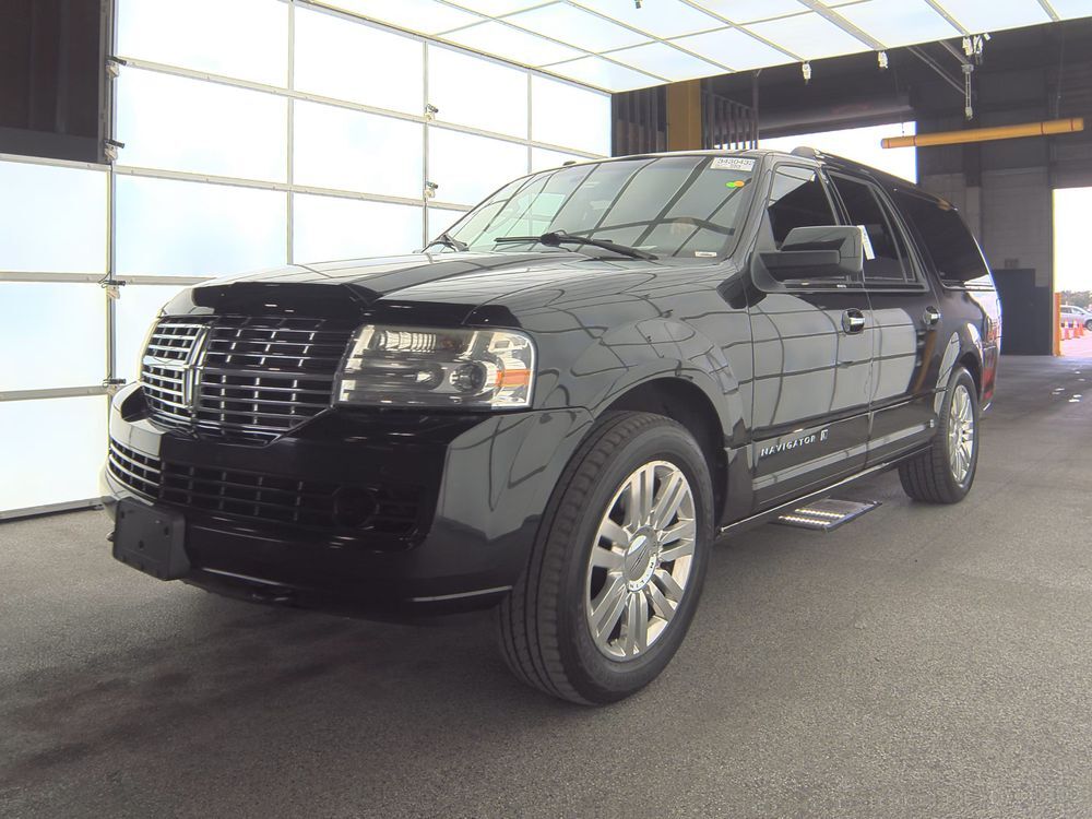 Lincoln Navigator