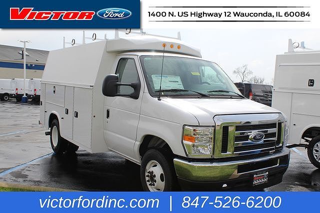 2025 FORD E-350