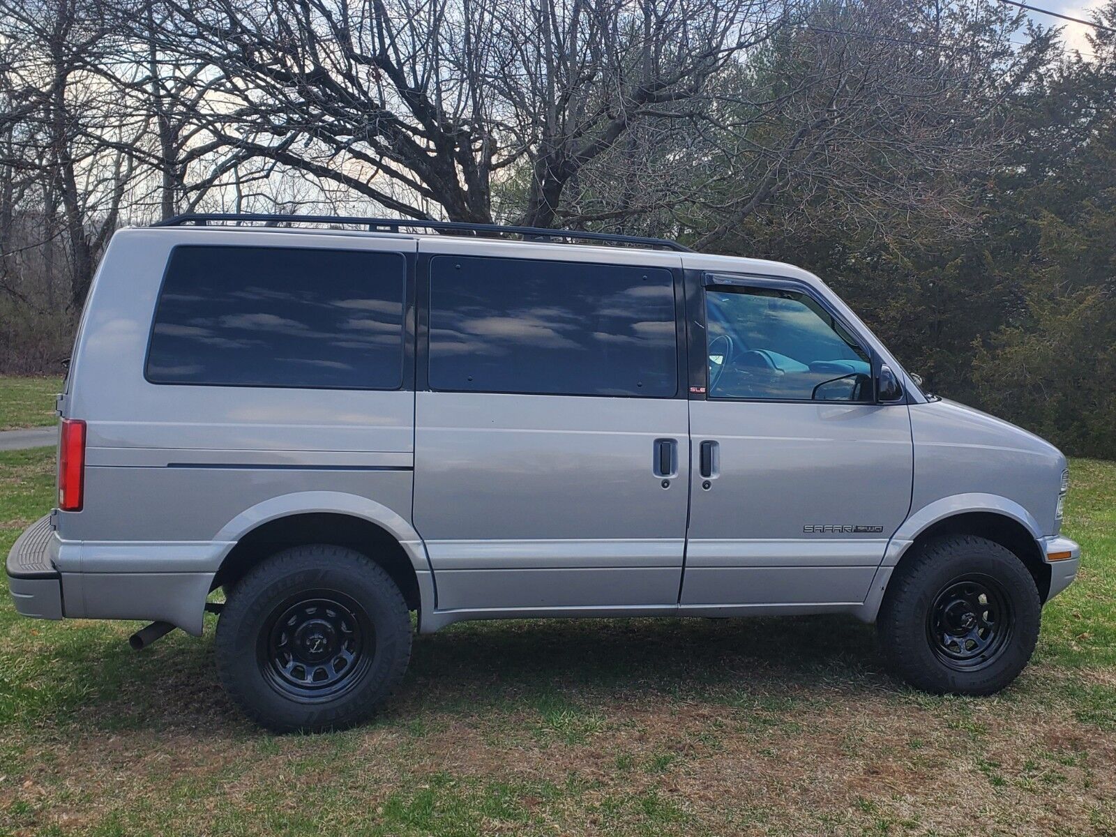 GMC Safari