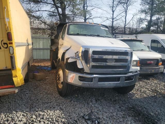 Ford F-750